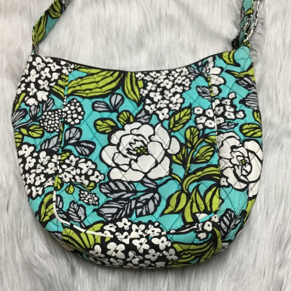 Vera Bradley Crossbody - Picture 2 of 3